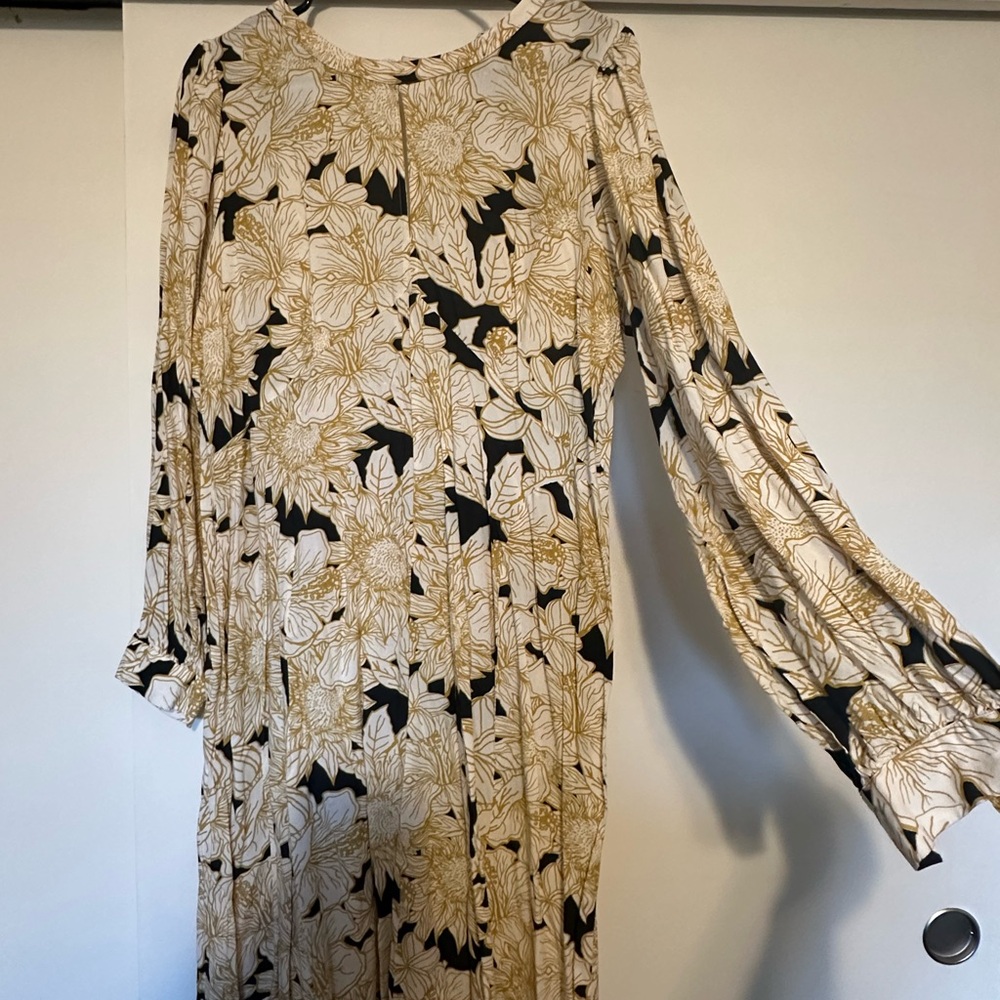 Floral Print Long Sleeve Dress